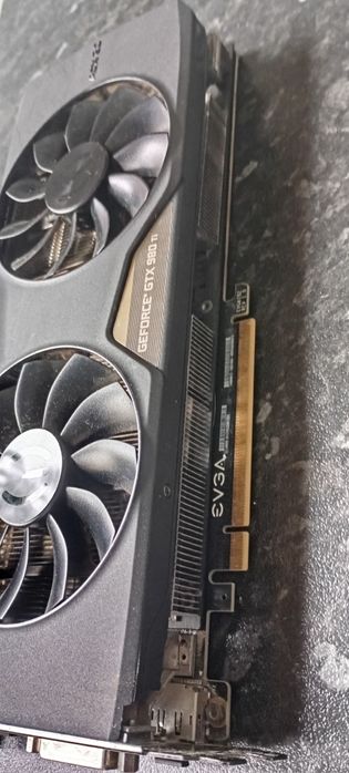 Placa gráfica GeForce GTX 980TI64738939654785121