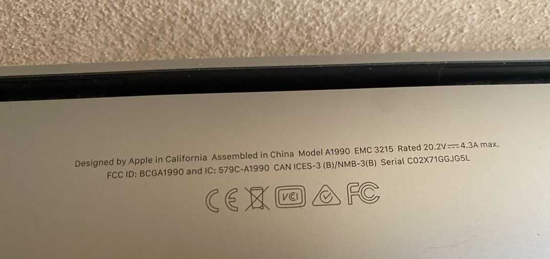 MacBook Pro15" i7/16/256GB(MV902) 2019 року (не робочій)A1990 EMC3215