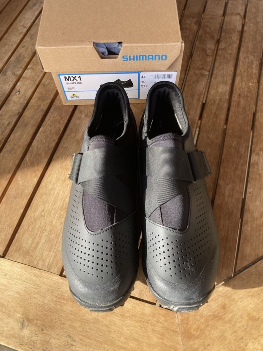 Sapatos de BTT Shimano 44 com pedais