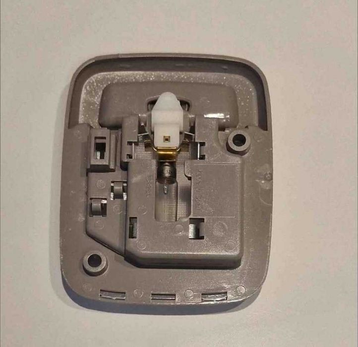 Luz interior Nissan terrano 2 Ford Maverick NOVO ORIGINAL hella