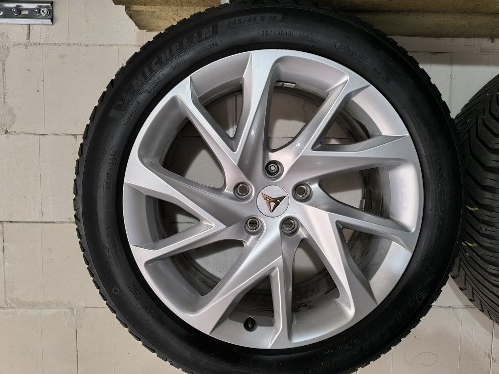 Koła Cupra Formentor  18'' opony Wielosezon