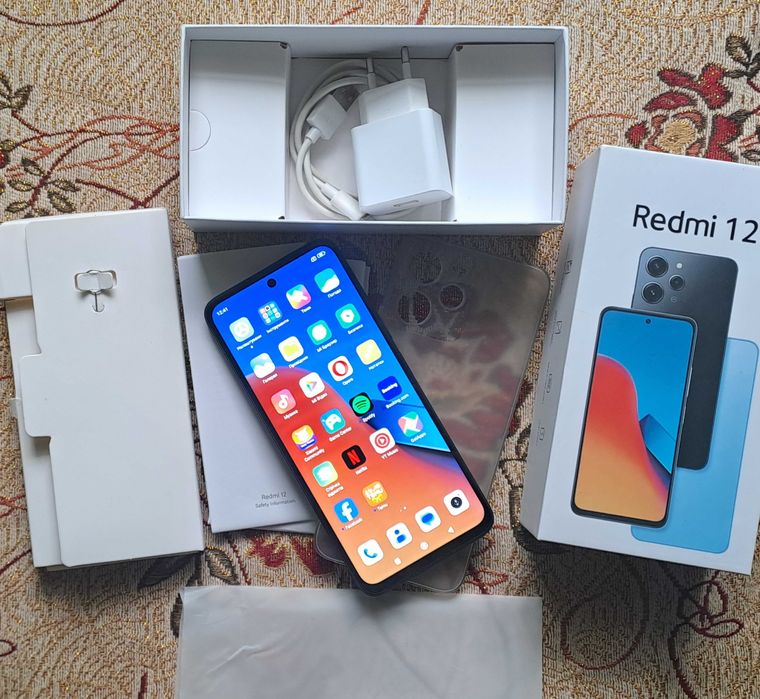 Redmi 12 Black 8+4/256 GB