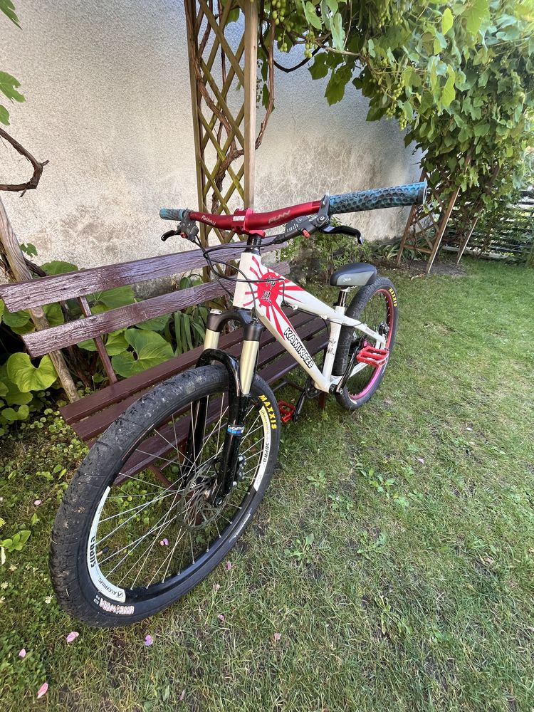 Rower Custom Stunt Magnum Kamikaze Dh Avid Sram dartmoor maxxis