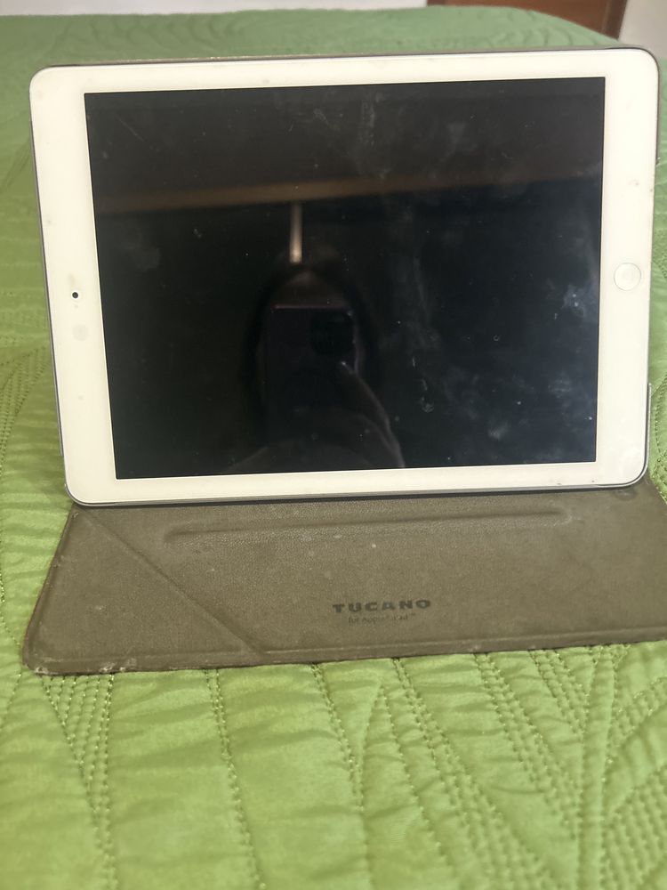 Ipad A1474 c/ bolsa