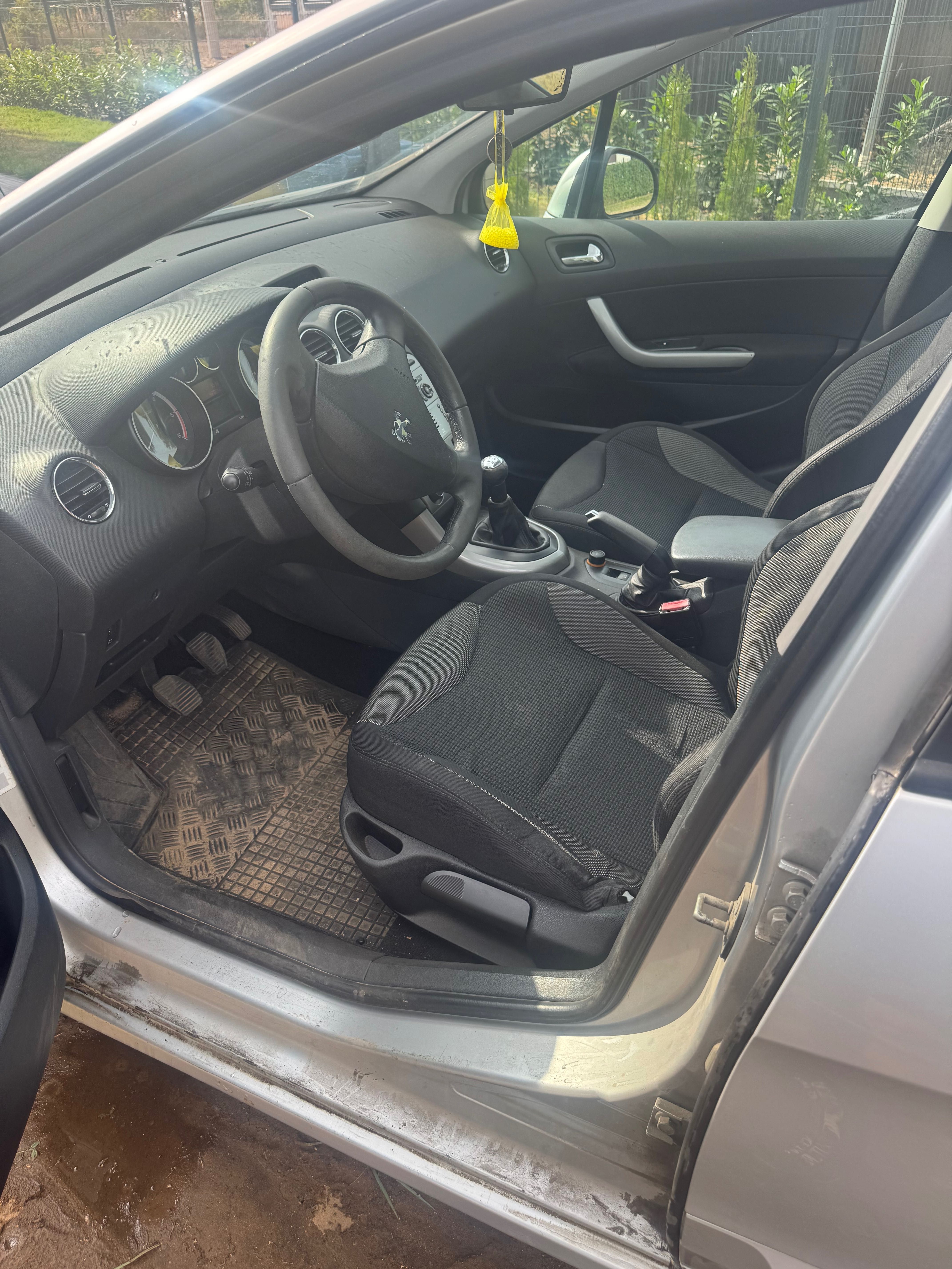 Peugeot 308 1.6 hdi