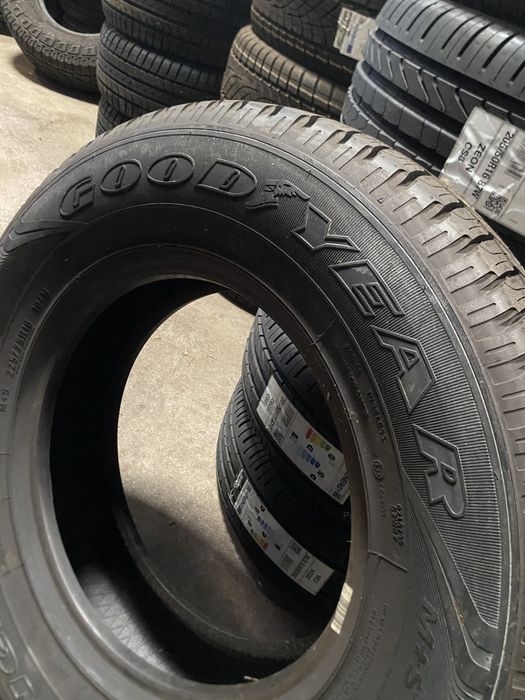 225/75/16 - Goodyear Wrangler HP (NOVOS)
