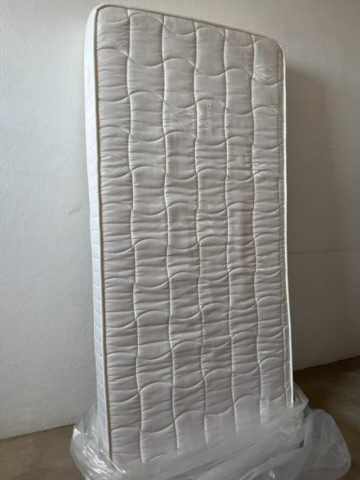 Colchão Light Ortopédico Plus  (190 X 90) como novo