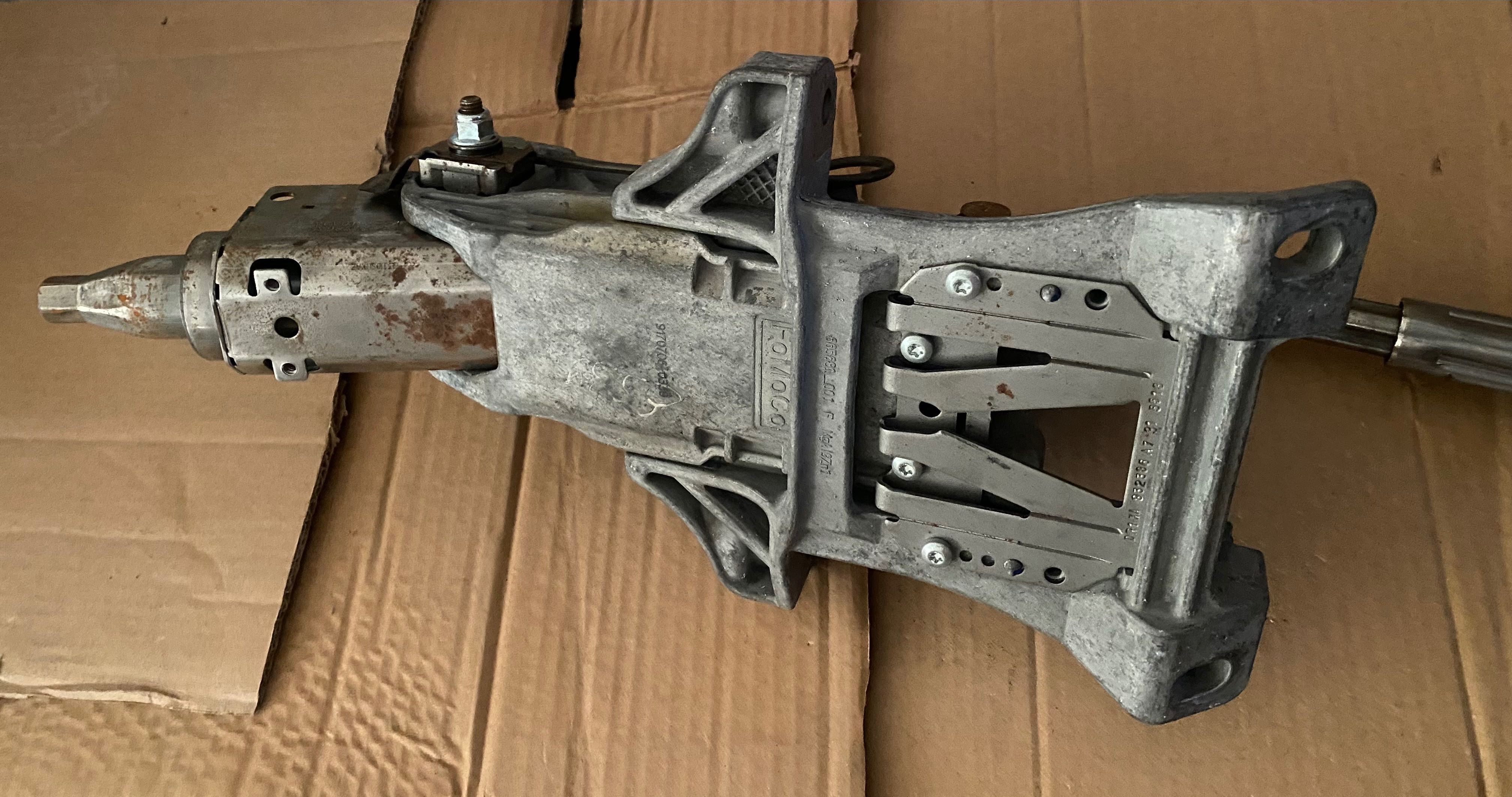 Рульова колонка Ford Escape MK3