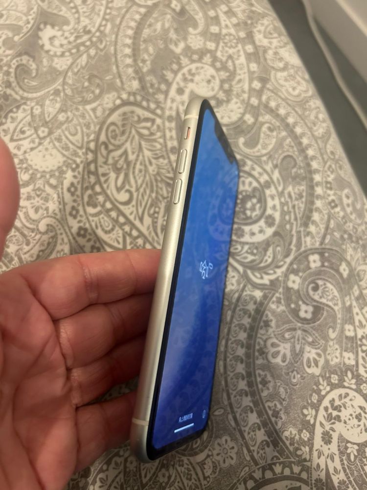 Iphone 11 normal.