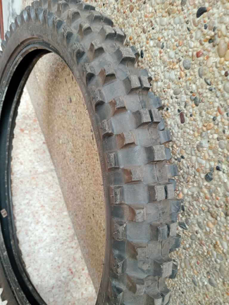 Pneus para mota cross ou enduro