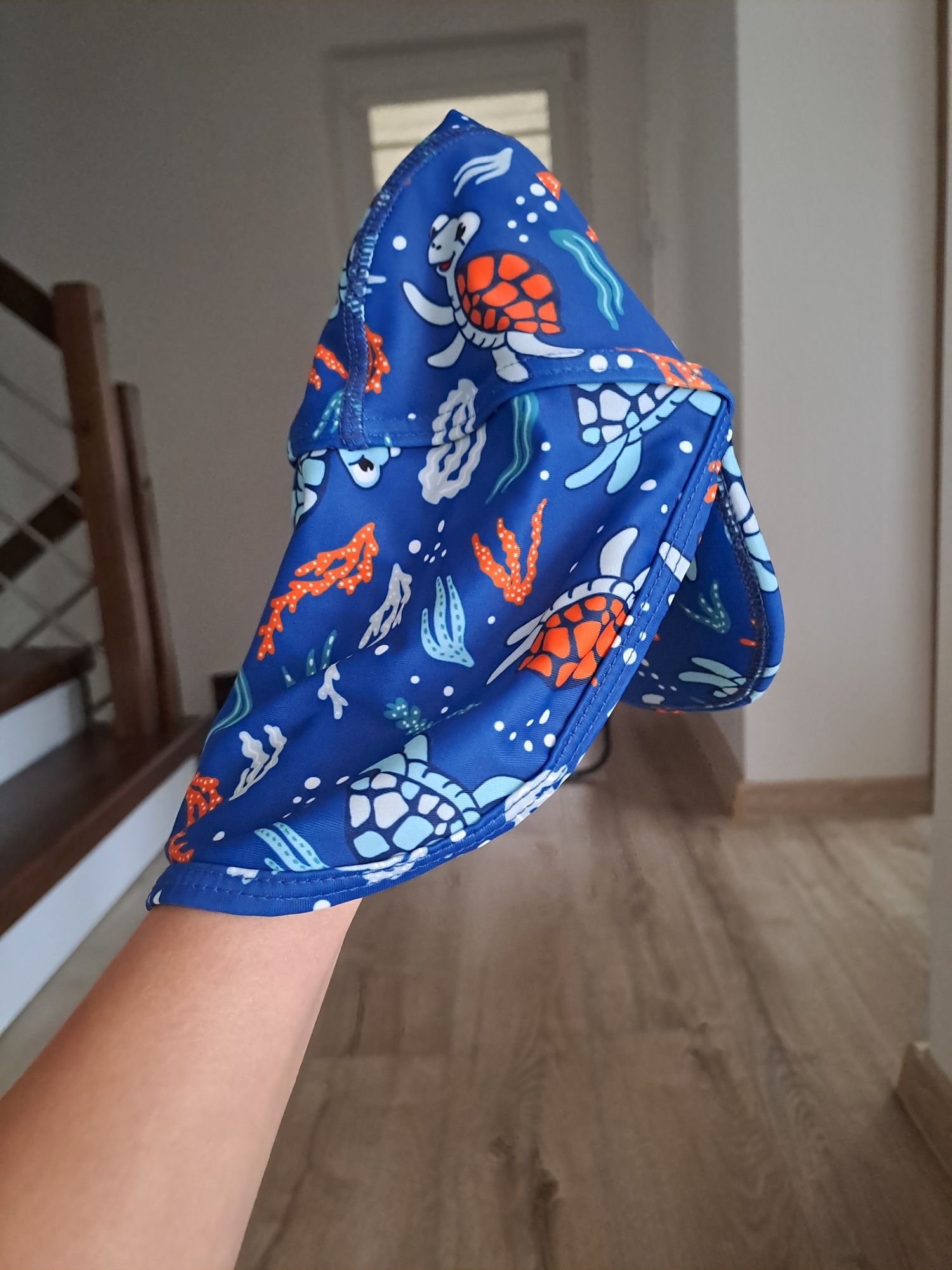 Śliczna ochronna czapeczka plaża basen na 18-24 m-ce
