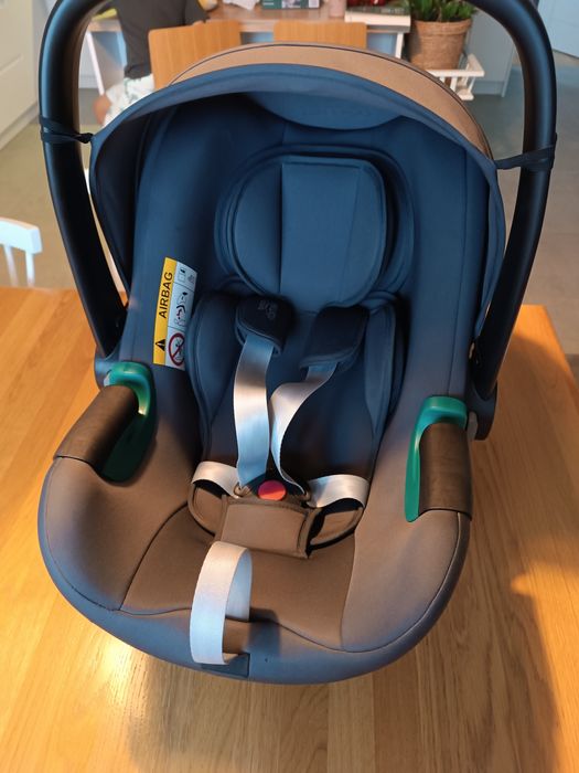 Fotelik / nosidełko Britax Romer baby-safe 3 i- size stan bdb
