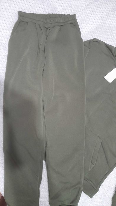 Костюм спортивний