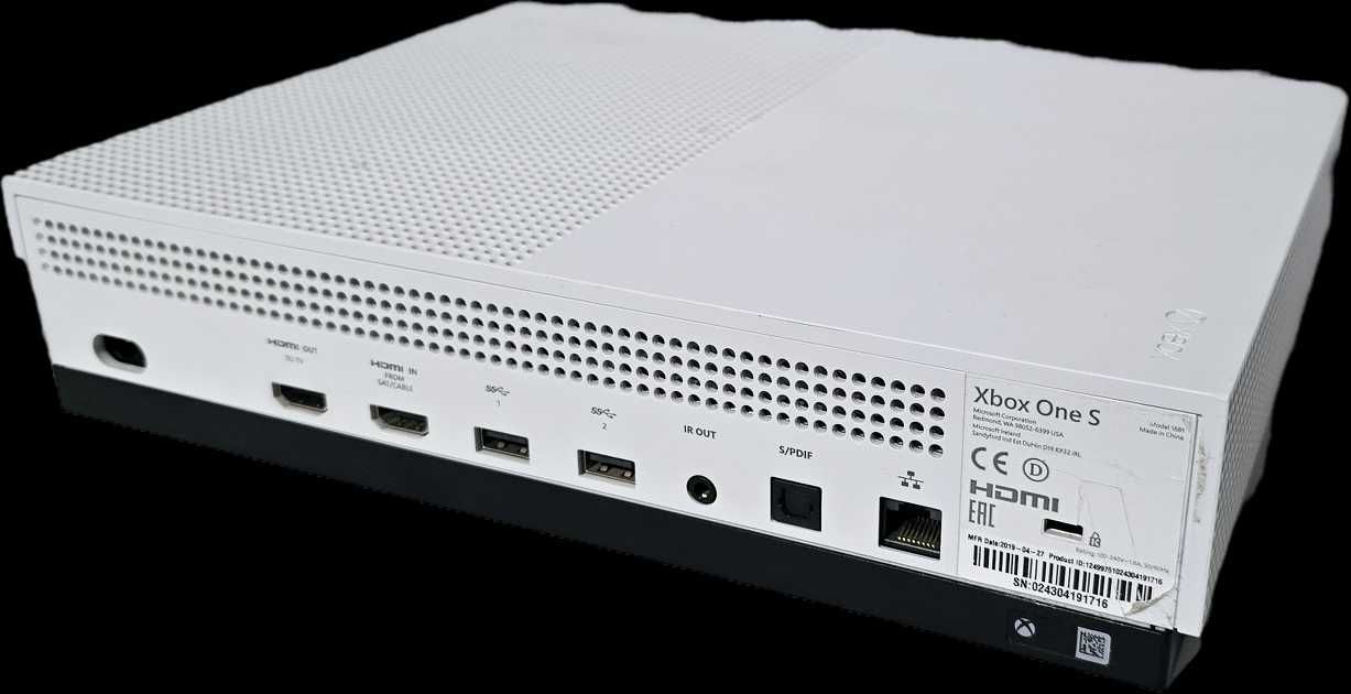konsola XBOX ONE S 1681 / 1TB