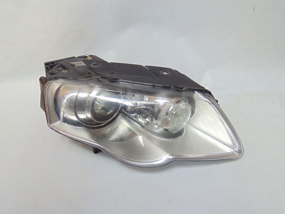 SKRĘTNA XENON lampa przednia przód prawa 3C0941752D VW Volkswagen Passat B6 , 05-10r EUROPA