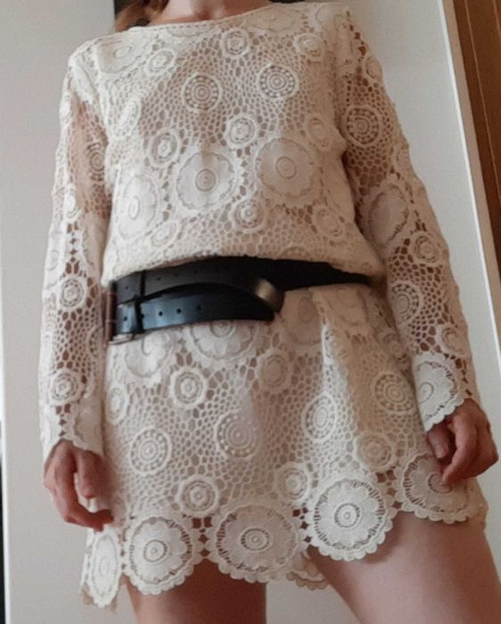 vestido em renda da ZARA