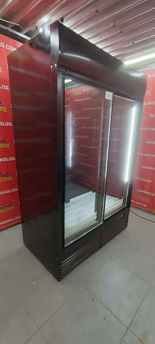 Холодильна вітрина. Вітрина для магазину. Холодильник. UBC. Cold.