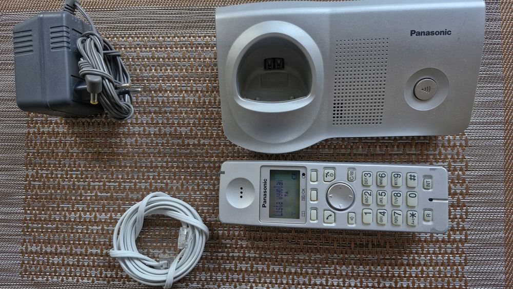 Telefon stacjonarny Panasonik
