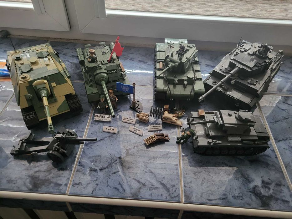 Kolekcja klocków Cobi