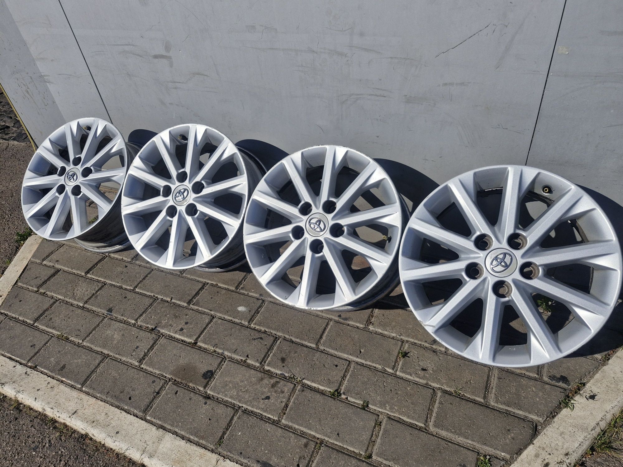 Диски R 16 5 114.3  Toyota