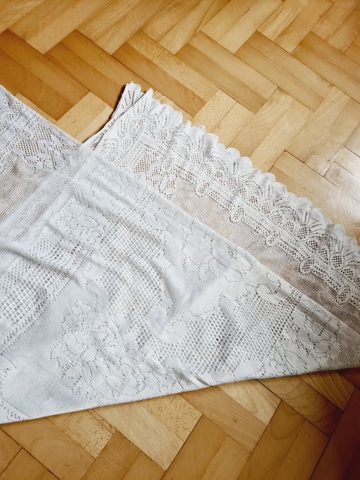 Koronkowy obrus 160cm x 240cm biały