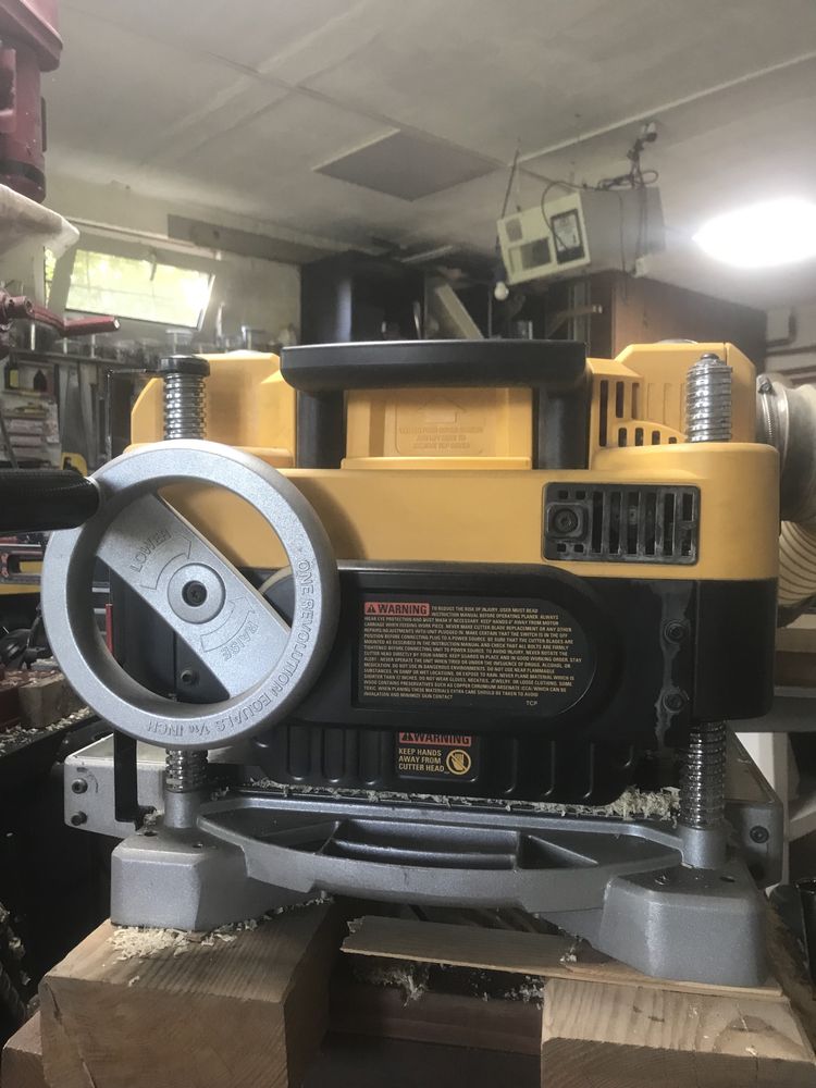 Рейсмус DEWALT DW 735