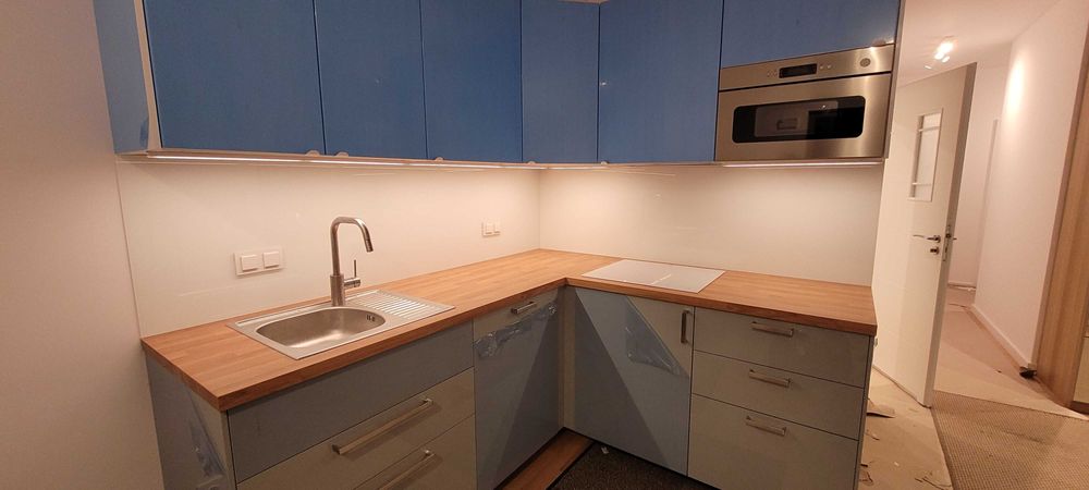 Lustra na wymiar, kabiny prysznicowe.