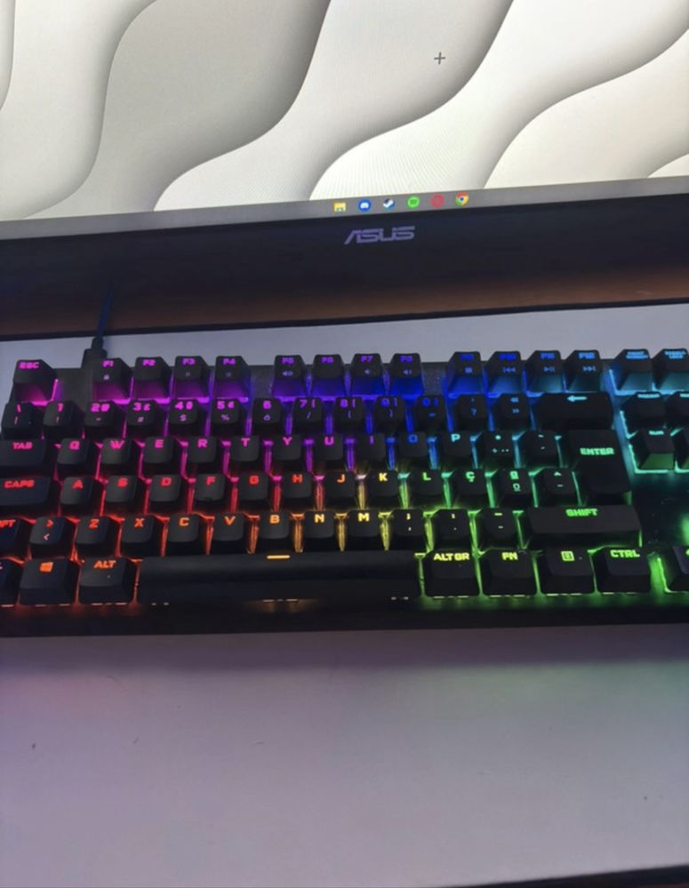 Teclado Corsair k60 Pro