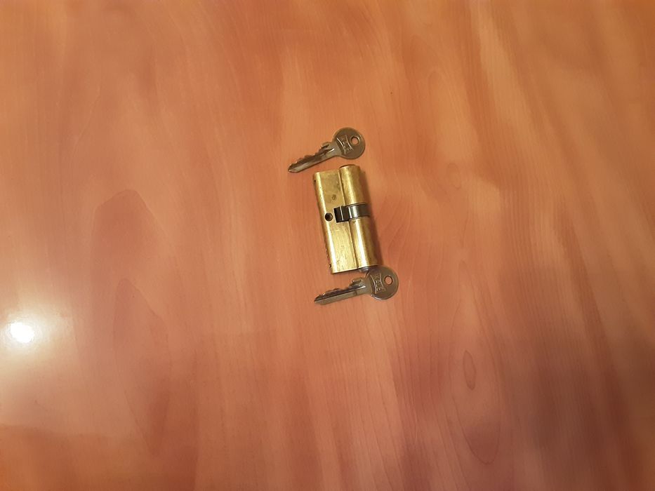 Цилиндр сердцевина KALE 35×10×30 ЛАТУНЬ