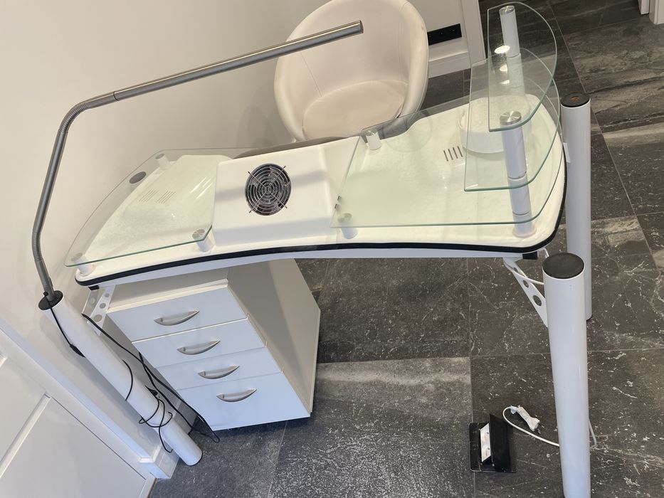 Biurko/a manicure z lampami pochłaniaczem zestaw kontener fotel ZESTAW