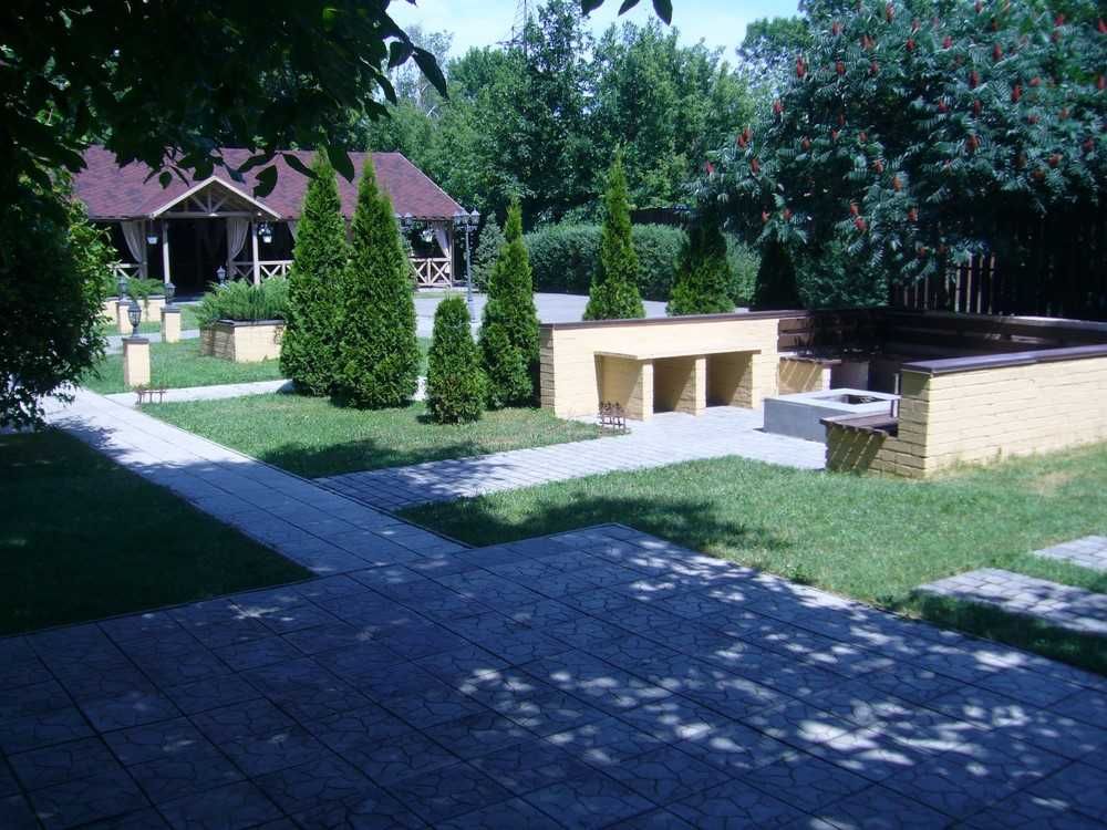 Дом посуточно 250м, еврорем, баня с купелью, беседка большая, 15сот.