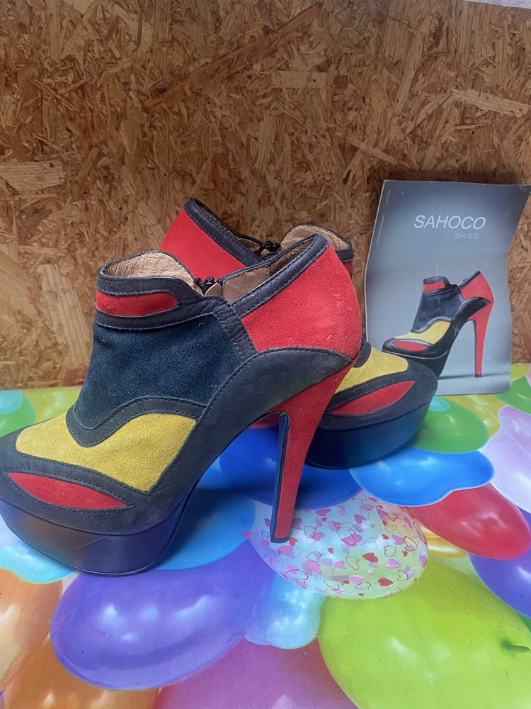Botins como novos n.39