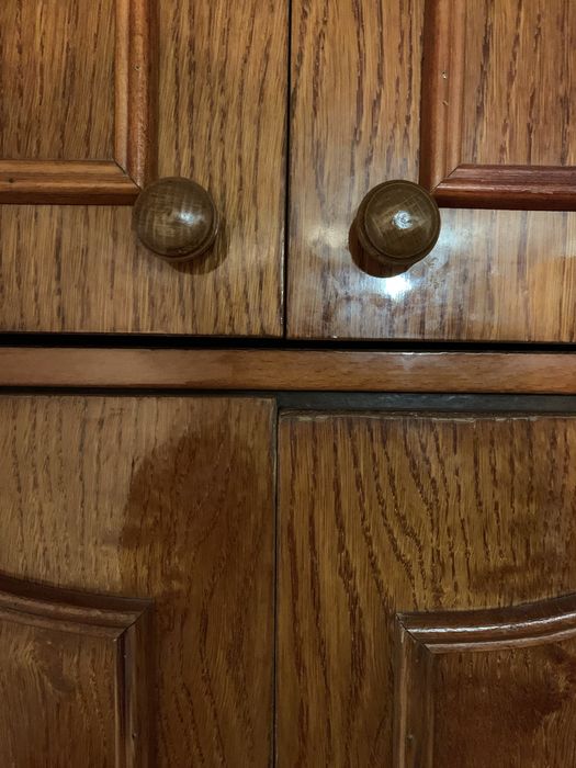 Лот сервант та шафи з антресолями