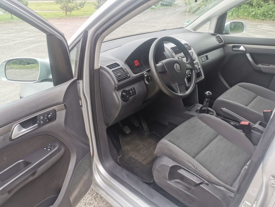 Продам 7містний Фольксваген Туран 2009, 1,6MPI