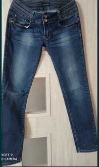Spodnie jeansowe L/XL