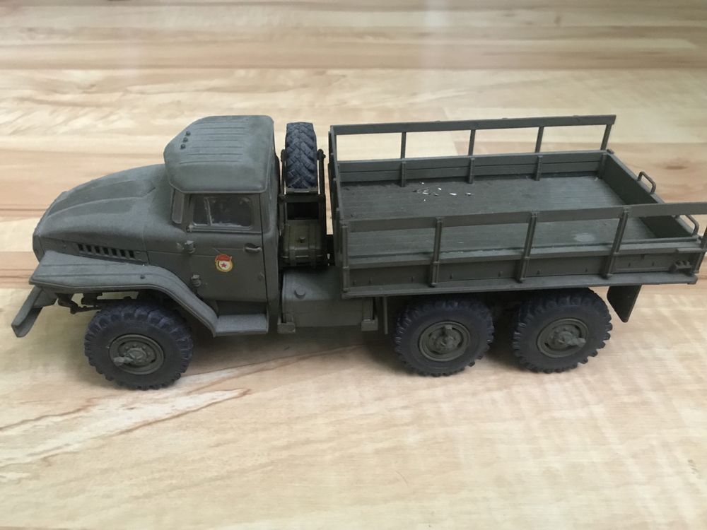 Model ural-4320 skala 1:35