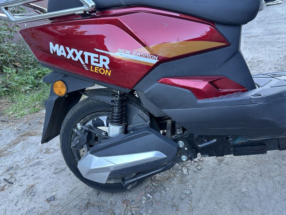 Електро скутер MAXXTER LEON 250