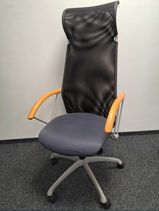 Fotel biurowy wygodny