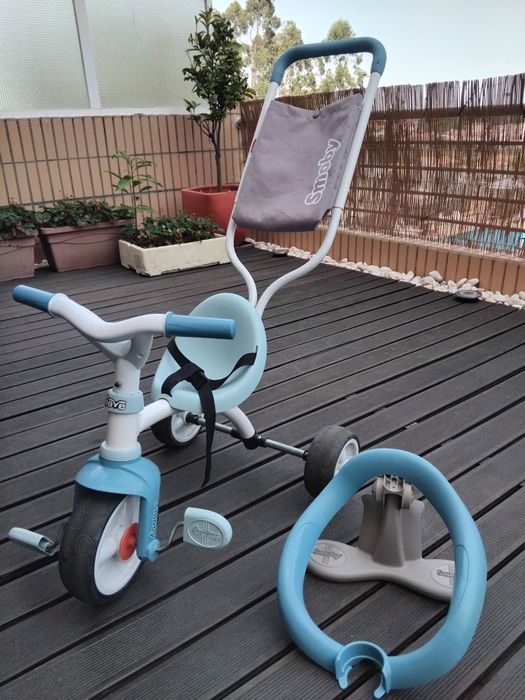 Triciclo de criança