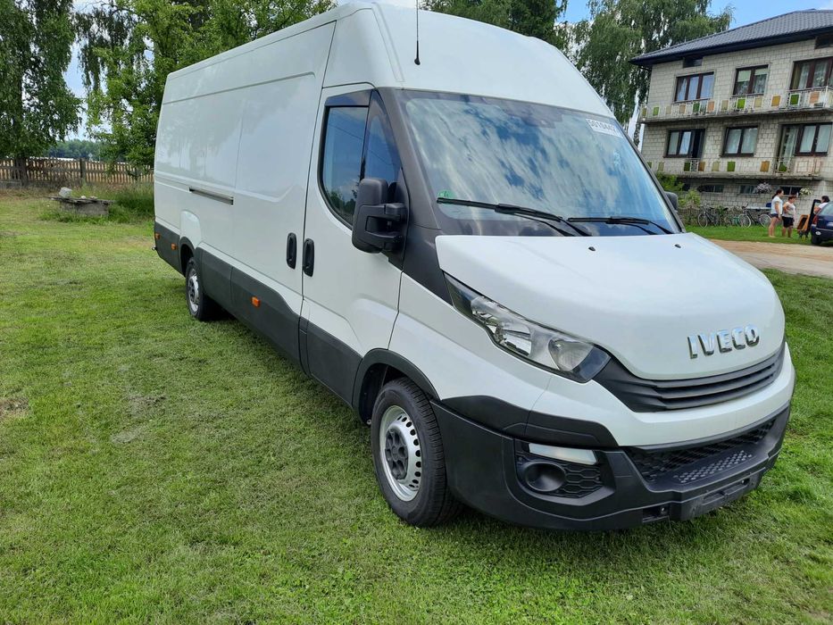 Wypożyczalnia busów wynajem samochodów dostawczych Autolawety Winda