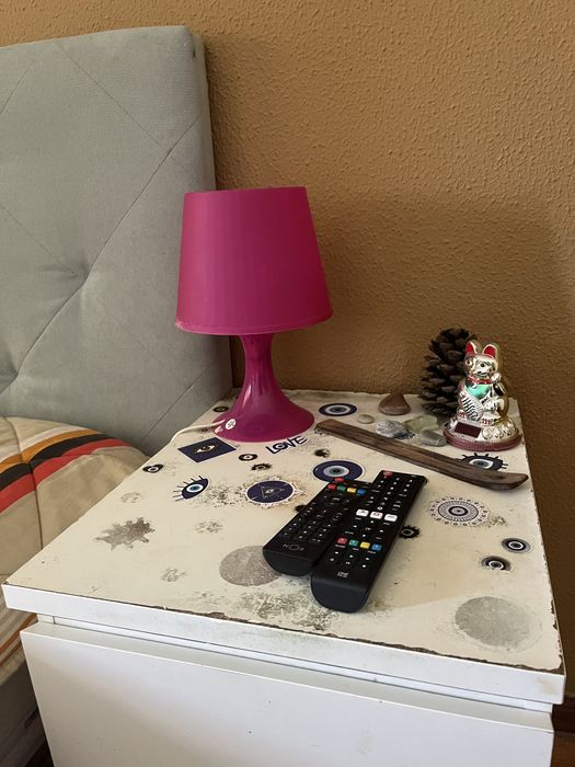 Alugo quarto solteiro ou casal em moradia compartilhada