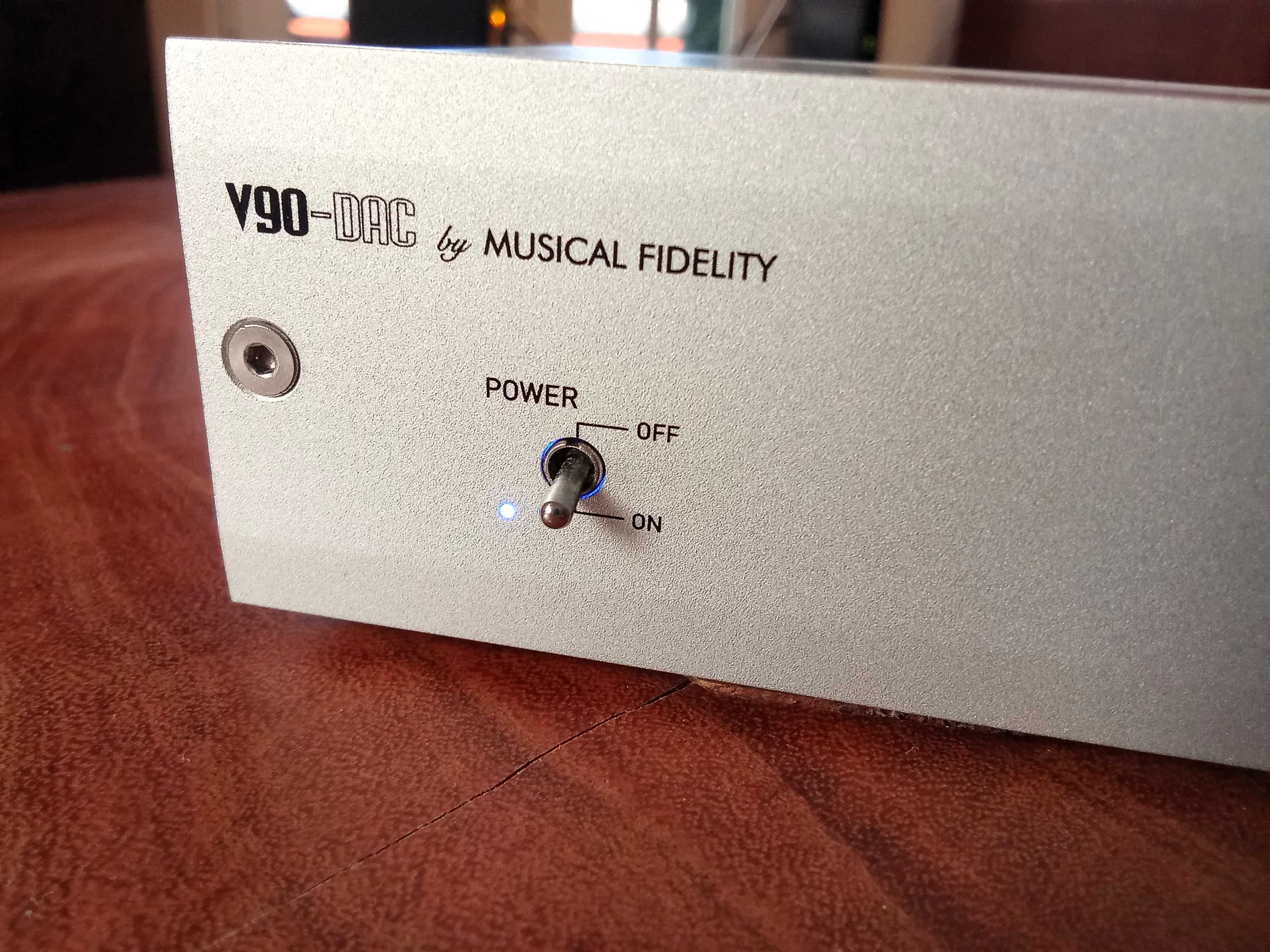 DAC Musical Fidelity V90