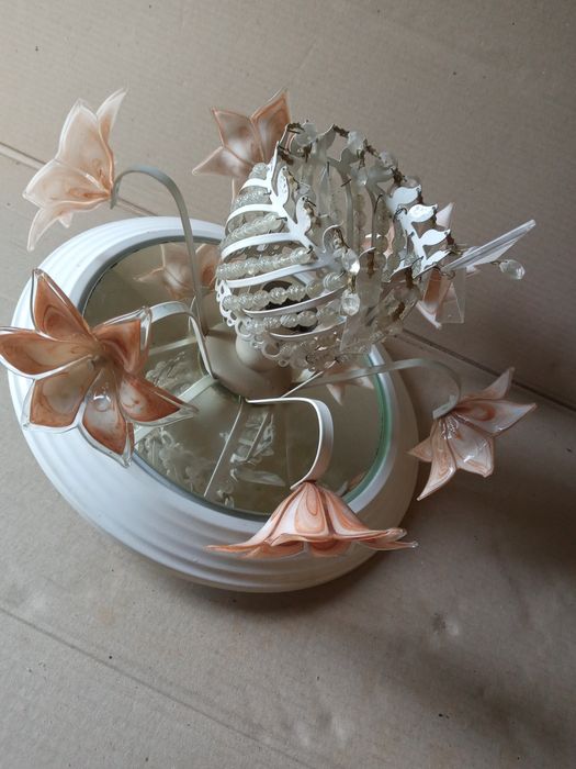 Люстра потолочная цветы лилии