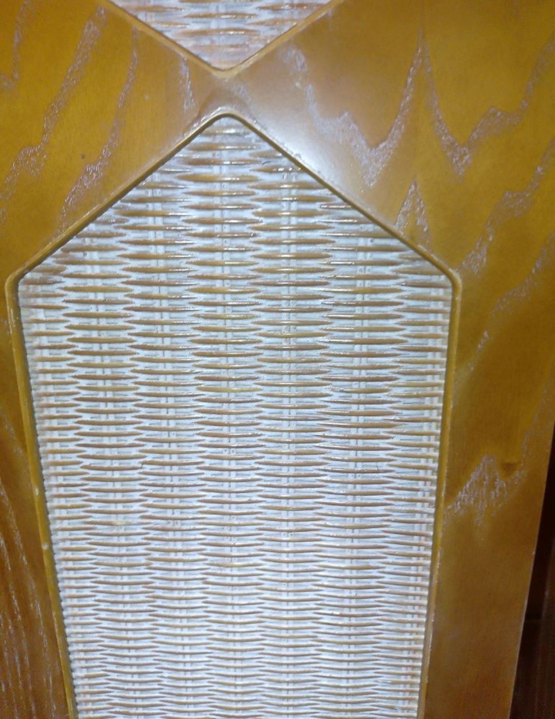 Móvel Vintage com prateleiras