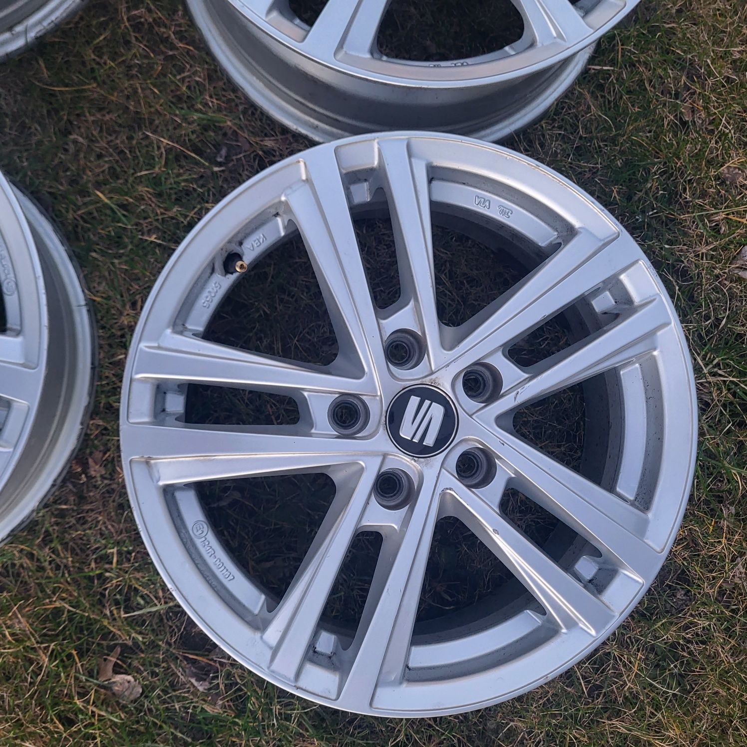 R16 5 112 et 48 7j vw skoda seat mercedes passat touran audi octavia a
