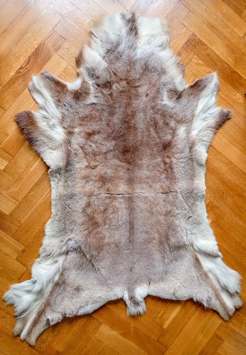 Norweska skóra naturalna z renifera futro