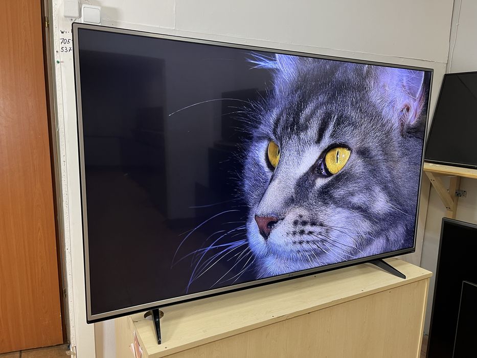 Телевізор LG 60 дюймів 4K UHD Smart HDR Wi-Fi