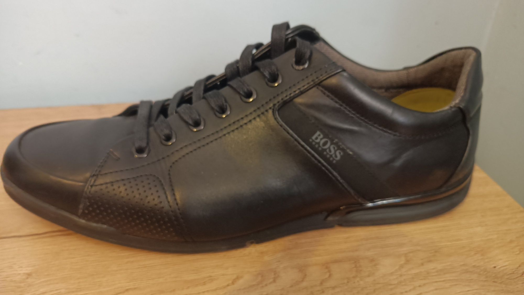 Buty Hugo Boss. Rozmiar 45