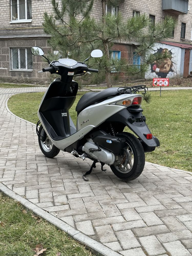 Скутер,мопед Honda Dio AF-68 с контейнера