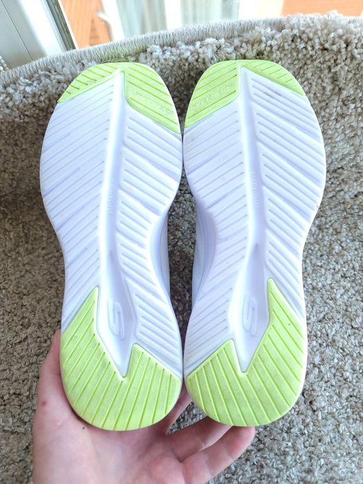 SKECHERS Vapor р 39-40 Америка Оригинал! Бігові кроссовки